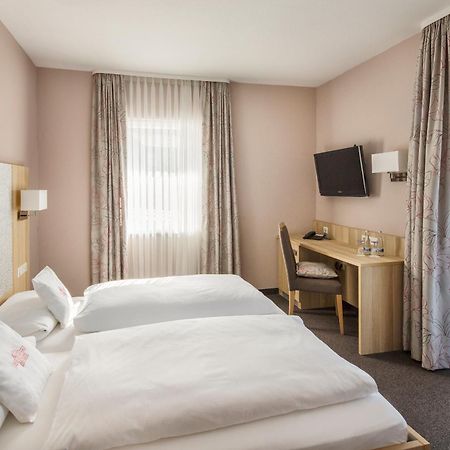 Invite Hotel Loewen Freiburg Kültér fotó